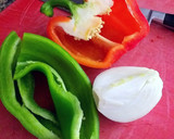 Foto del paso 5 de la receta: Empanadillas de gambas en crema reducida de las mismas cabezas