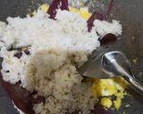 Foto langkah ke 3 dari resep Nasi Goreng Bayam Merah.