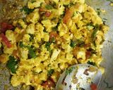 A picture of step 2 of Paneer bhurji.