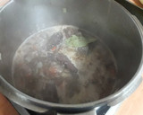 Foto del paso 3 de la receta: Carrilleras de vacuno al vino tinto