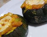 Foto del paso 5 de la receta: Zapallitos rellenos vegetarianos. 🌱