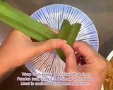 A picture of step 4 of Chicken wrapped in fragrant pandanus leaves. (Pandan Chicken).