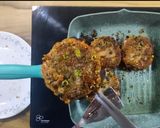 A picture of step 7 of Veg Burger.