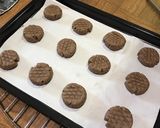 Foto langkah ke 5 dari resep Resep Cookies 4 Bahan Tanpa Telur, Super Gampang dan Mudah.