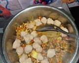 A picture of step 4 of Healthy masoor soya nuggets biryani.