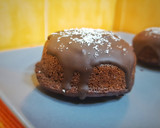 Foto del paso 14 de la receta: Berlinas o bombas de chocolate rellenas de queso y cacahuete
