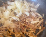 Foto del paso 3 de la receta: Lomo de cerdo con salsa de piña y miel