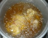 Foto langkah ke 7 dari resep Ayam Goreng Tepung Keriting.