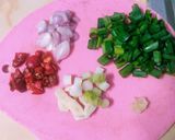 Foto langkah ke 1 dari resep Orak Arik Telur Sambal Bawang.