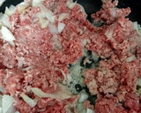 Foto del paso 3 de la receta: 🥒Calabacín relleno de carne picada🥩