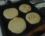 Foto del paso 5 de la receta: Arepas Con Chorizo
