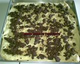 Foto langkah ke 3 dari resep Marble Bread.