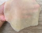 Foto langkah ke 4 dari resep Kulit Risol ekonomis (tanpa telur).