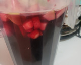 Foto del paso 2 de la receta: Sangría de frutas..🍷🍷