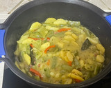 Foto del paso 4 de la receta: Papas en salsa verde con huevo duro y judías verdes
