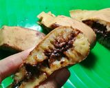 Foto langkah ke 9 dari resep Martabak Manis Teflon (no mixer, takaran sendok).