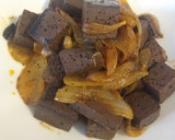 Foto del paso 6 de la receta: Sangre con cebolla