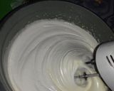Foto langkah ke 4 dari resep Bolu ketan hitam kukus.
