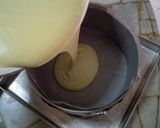 Foto langkah ke 7 dari resep Pandan Cheese Sponge Cake.