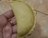 Foto langkah ke 5 dari resep Pastel Isi Kentang Wortel.