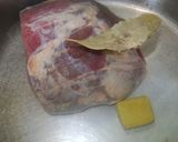 Foto del paso 2 de la receta: Peceto o lengua, puerros salteados y papines