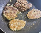 Foto langkah ke 4 dari resep Hamburg Patty Saus Curry Kari Jepang ala Tintin.