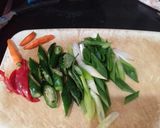 Foto langkah ke 4 dari resep Sup gurame asam segar.