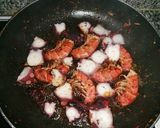 Foto del paso 5 de la receta: Arroz al pulpo y gambón