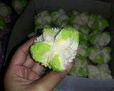 Foto langkah ke 6 dari resep Bolu kukus simple.