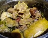 Foto langkah ke 3 dari resep Ayam ungkep bumbu lengkuas.