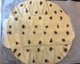 Une image de l'étape 2 de Tiny croissants chocolat.
