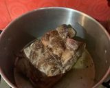 Foto del paso 1 de la receta: Bondiola a la cerveza negra