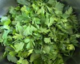 Foto del paso 1 de la receta: Pesto de albahaca
