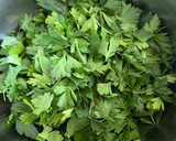 Foto del paso 1 de la receta: Pesto de albahaca
