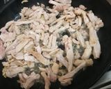 Foto del paso 4 de la receta: Strogonoff de cerdo con arroz y ensalada