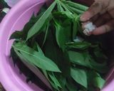 Foto langkah ke 1 dari resep Sayur Daun singkong Jantung pisang.