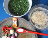 Foto langkah ke 1 dari resep Minggu 52 - Terancam Kacang Panjang dengan Taoge.