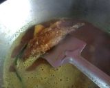 A picture of step 3 of Cauliflower with Vetki fish curry.