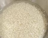A picture of step 1 of Tricolour Dahi Vada.