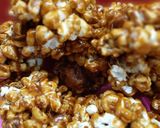 A picture of step 4 of Caramel popcorn.