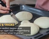 Foto langkah ke 4 dari resep Korean Garlic Cheese Bread.