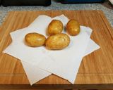 A picture of step 1 of Salt and Vinegar Crisps.