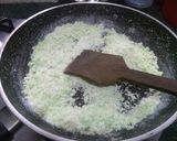 A picture of step 3 of Pista Burfi.