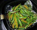 A picture of step 7 of Bharwa Bhindi/Besan Wali Bhindi.