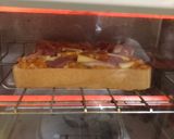 Foto langkah ke 3 dari resep Pizza Roti Simple.
