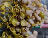 બાફેલા ગુંદા કેરીનું ખાટું અથાણું (Bafela Gunda Keri Khatu Athanu Recipe In Gujarati) રેસીપી સ્ટેપ3ફોટો
