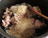 Foto del paso 4 de la receta Arroz amarillo con pollo y aceitunas verdes