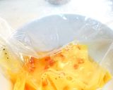 Foto del paso 2 de la receta: Omelette en bolsa Ziploc