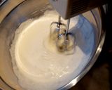Foto del paso 4 de la receta: Tarta de durazno y crema