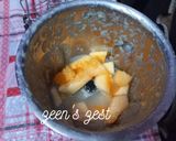 A picture of step 1 of Sweet Melon Smoothie.